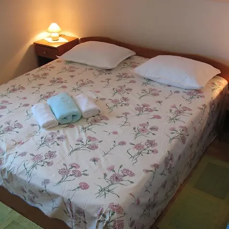 Apartamento Niksa Petrcane